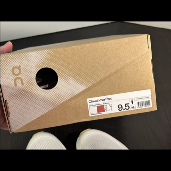 On Cloudnova Flux Sneakers/Shoes Undyed White & Auburn Mens Size 9.5 - Picture 15 of 16